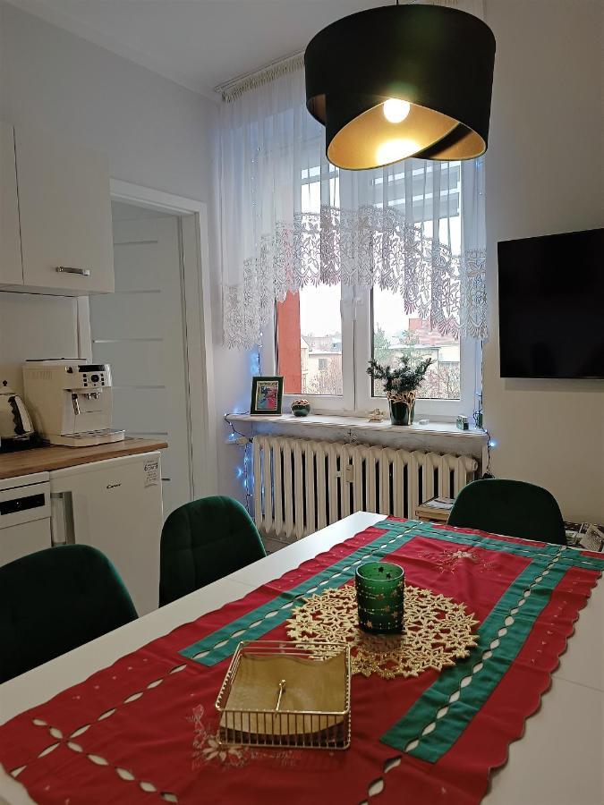 Szmaragdowy Apartament Przy Ulicy Opolskiej Tarnowskie Góry Exterior foto