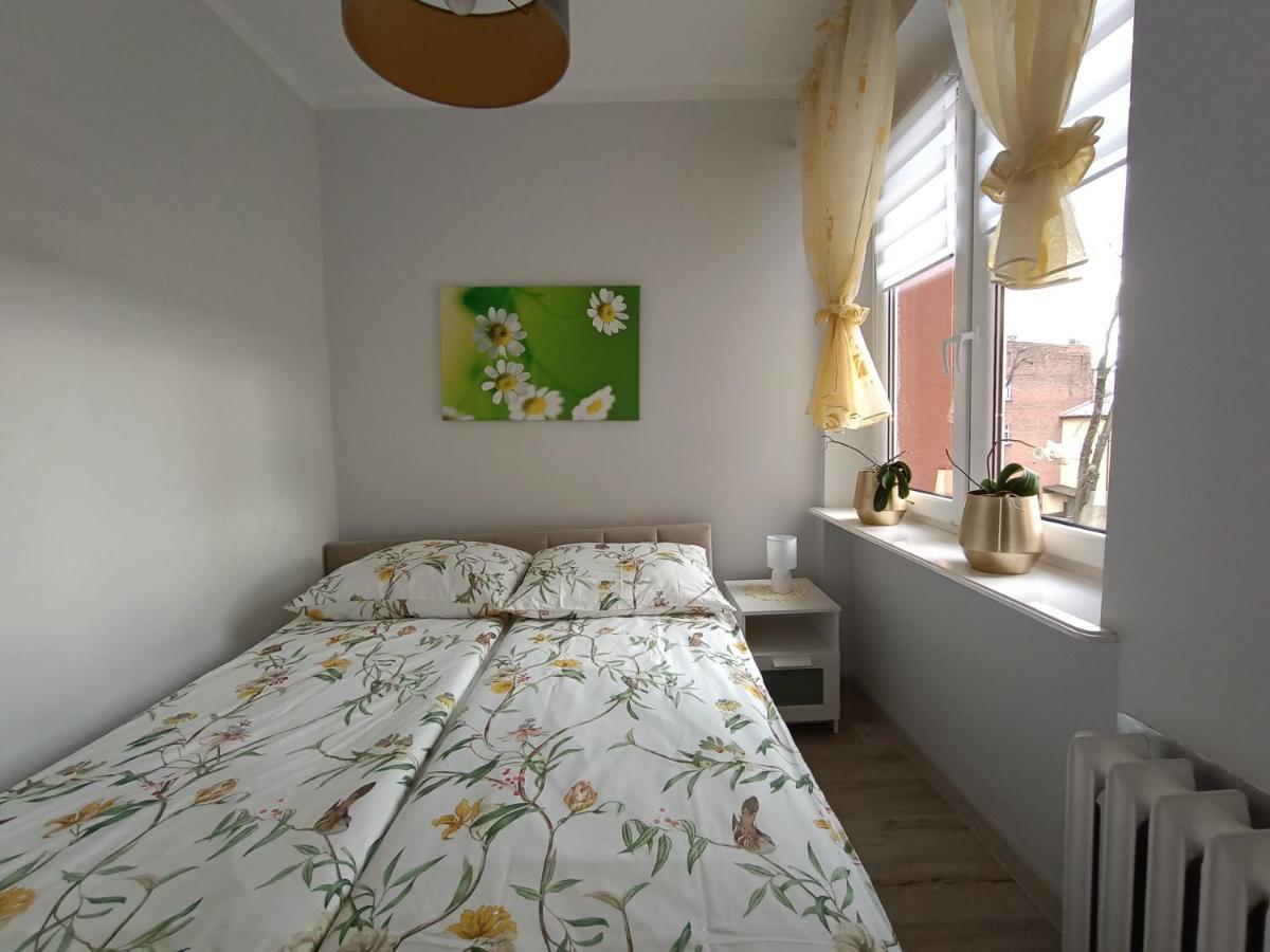 Szmaragdowy Apartament Przy Ulicy Opolskiej Tarnowskie Góry Exterior foto